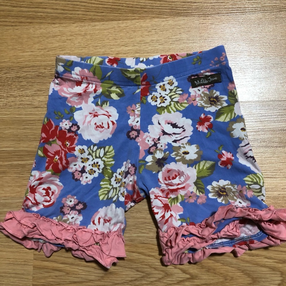 “Matilda Jane” shorties size 8
